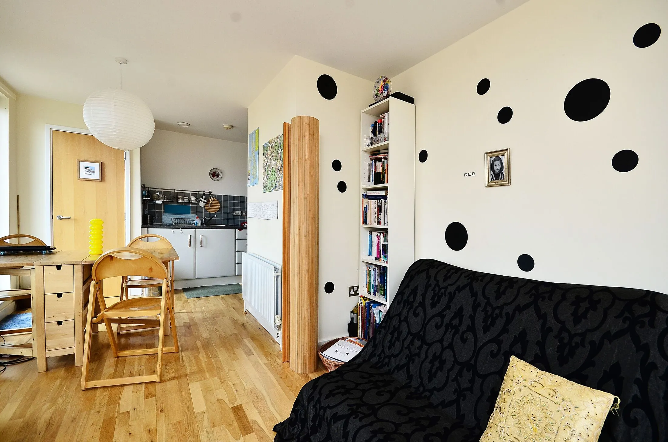 Flat Biggs Square in Greater London