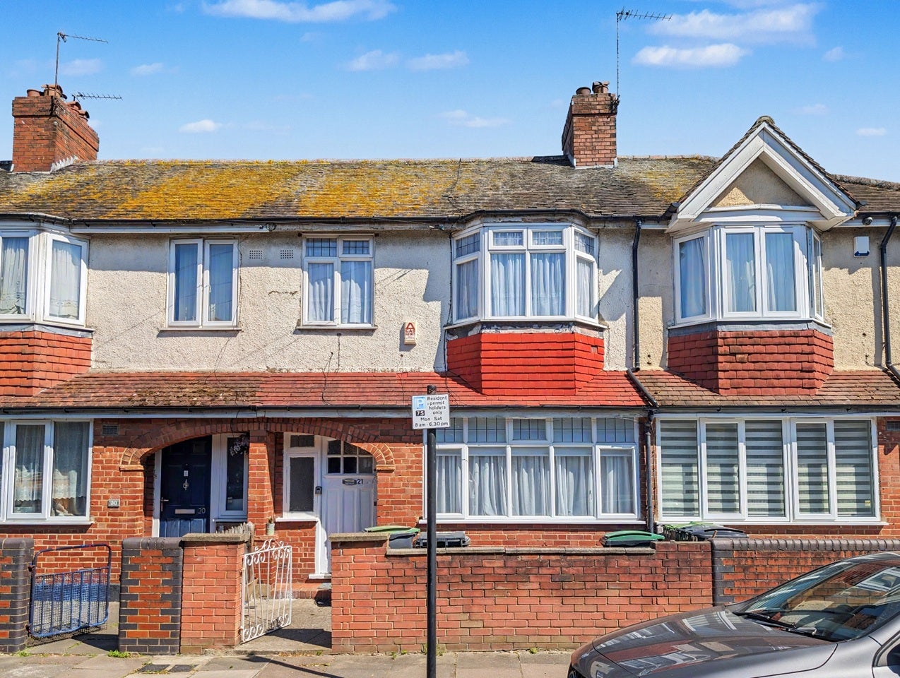 House Ashby Road in Greater London