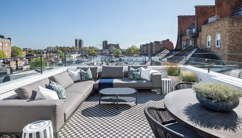 Flat Prince of Wales Terrace in Greater London