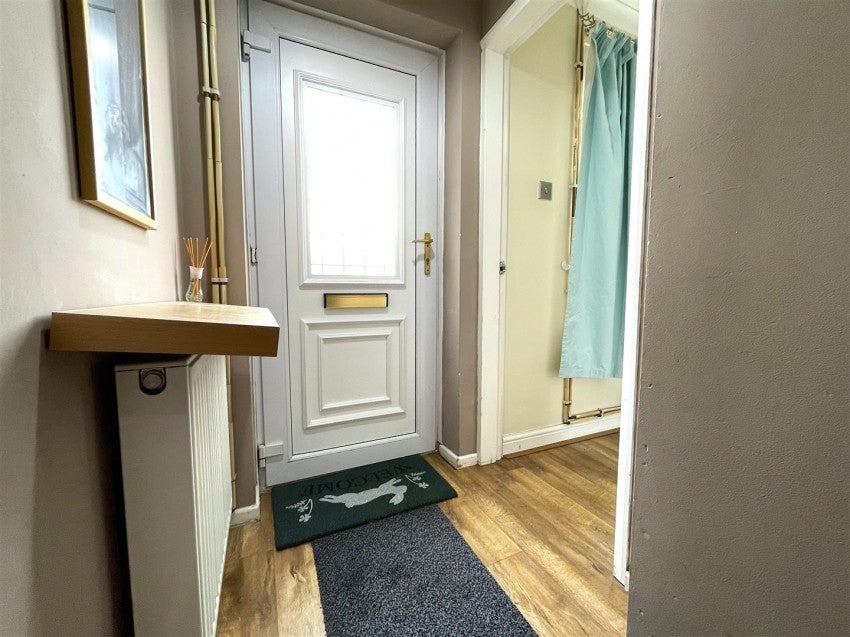 House Lingcroft Close in Camblesforth