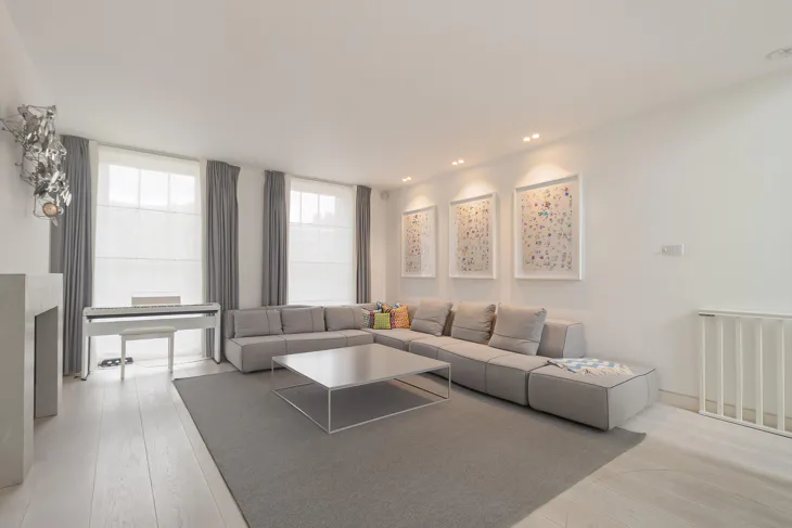 Flat St Petersburgh Place in City of Westminster