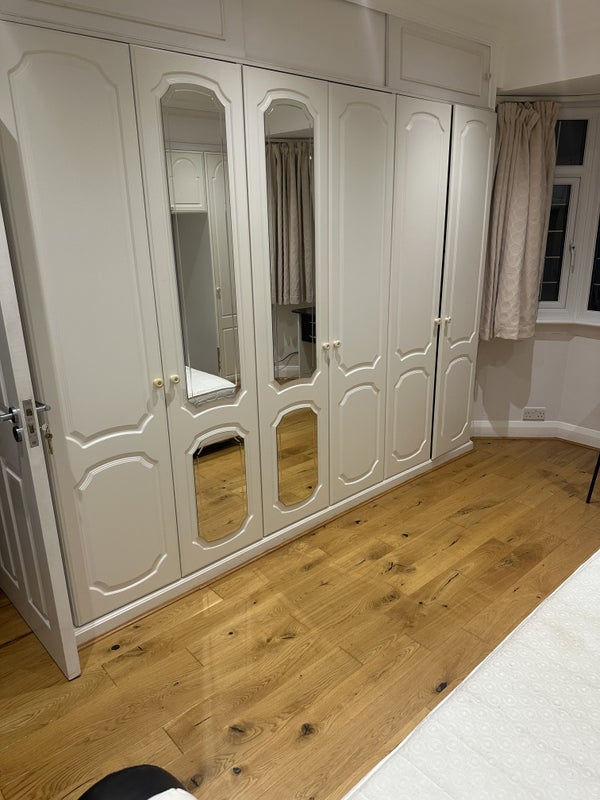 Room Shirley Avenue in Greater London