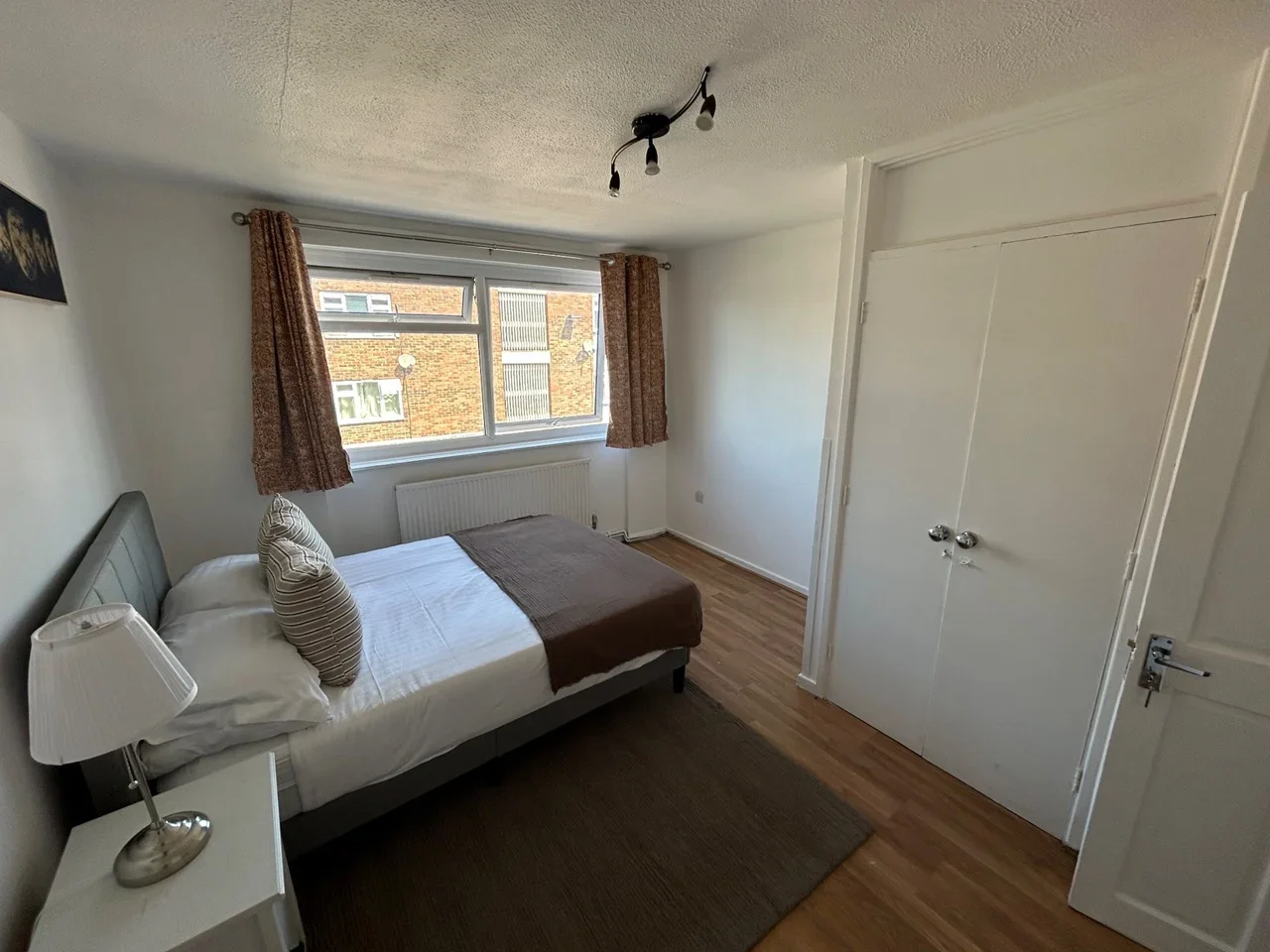 Flat Kingsmoor Road in Harlow