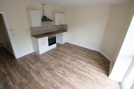 Flat Pantygraigwen Road in Pontypridd