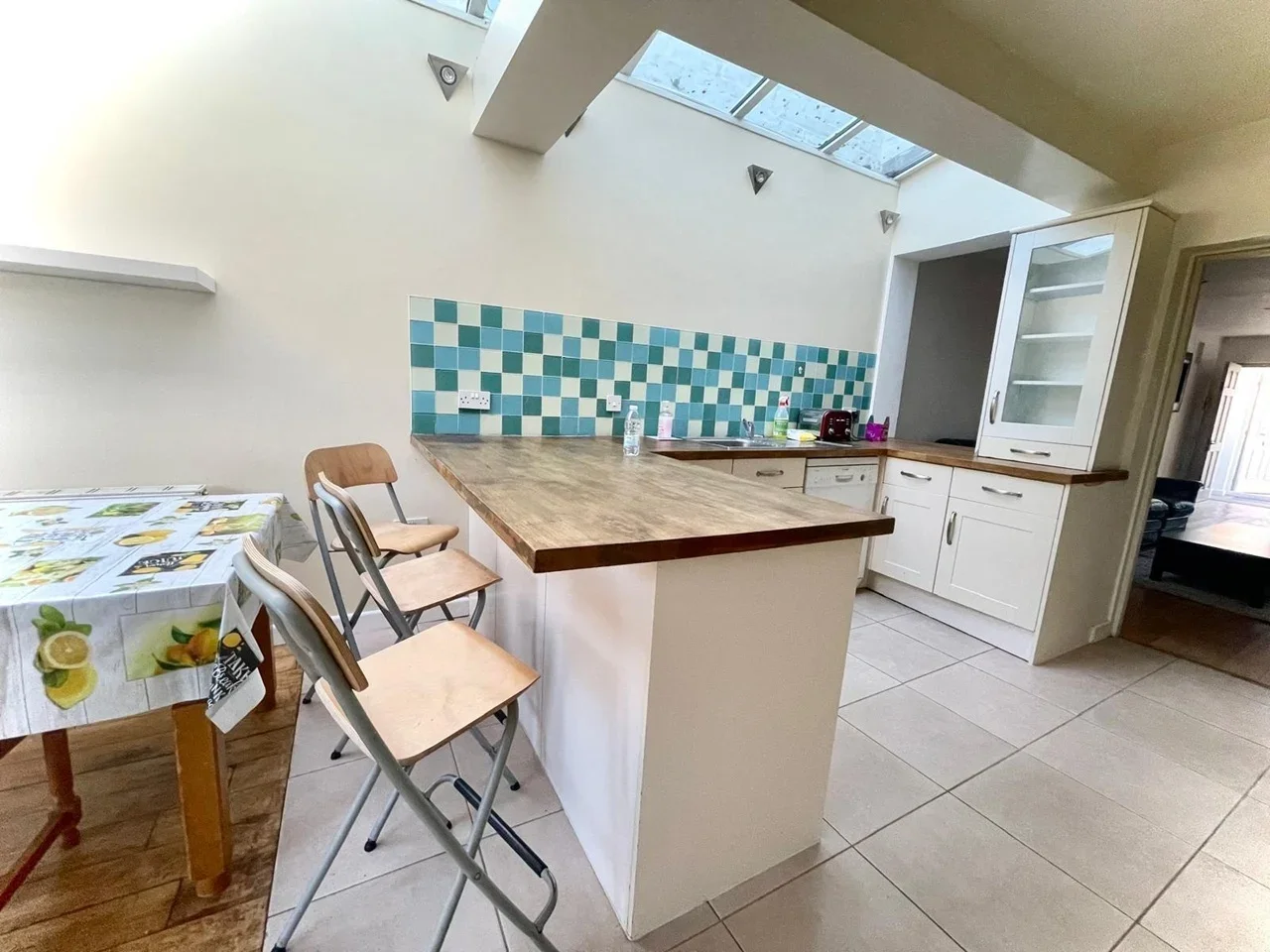Room Albion Road in Greater London