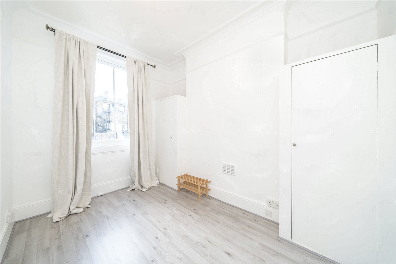 Flat Elvaston Place in Greater London
