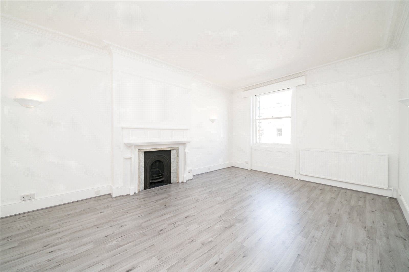 Flat Elvaston Place in Greater London