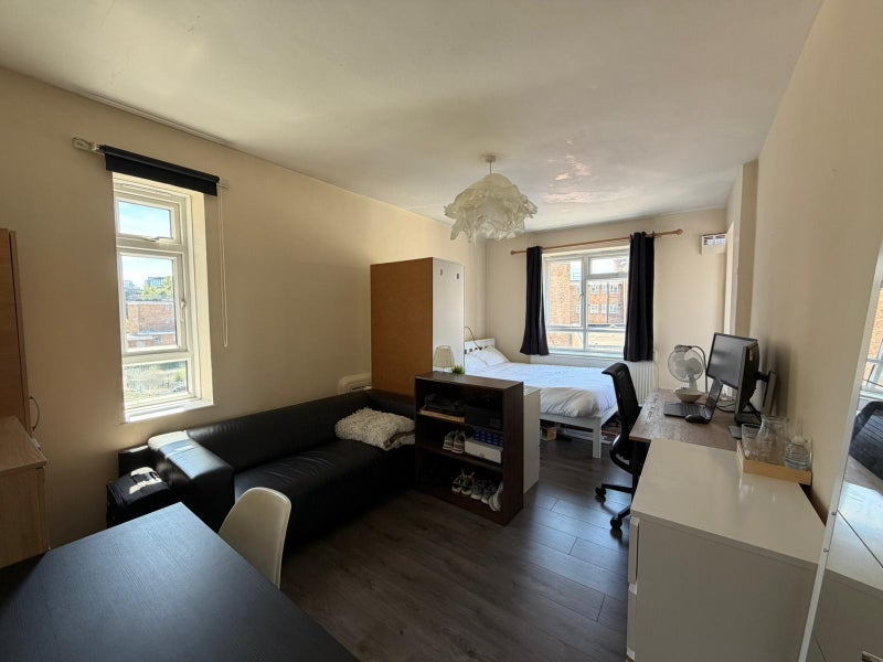 Room Mintern Street in Greater London