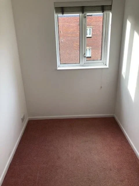 Flat Westwood Court in Eastleigh