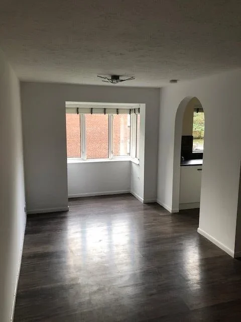 Flat Westwood Court in Eastleigh