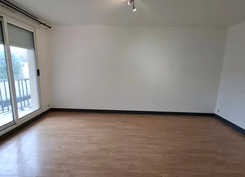 Flat Rue de Condé in La Ferté-sous-Jouarre