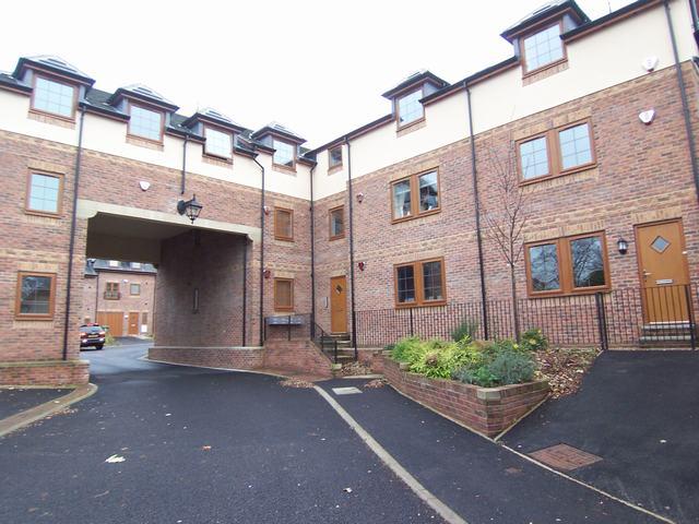 Flat Dewsbury Road in Wakefield