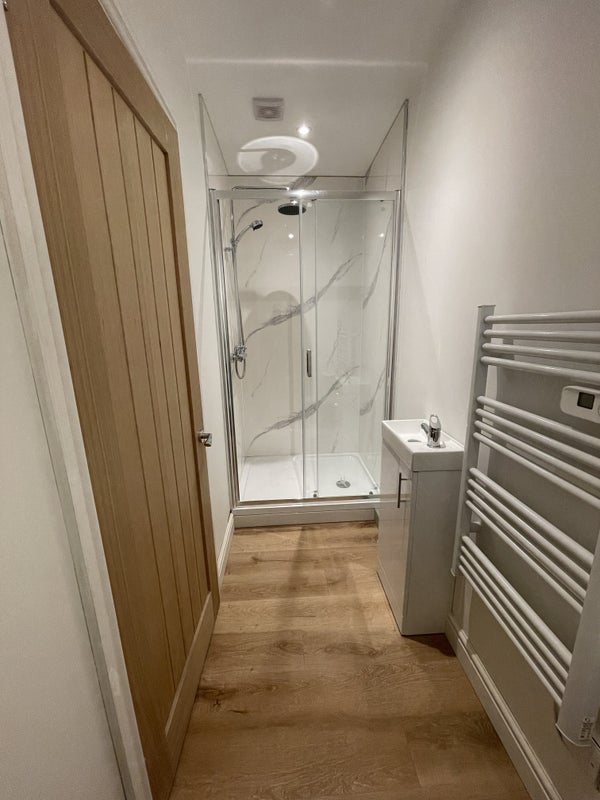 Room Villiers Street in Royal Leamington Spa