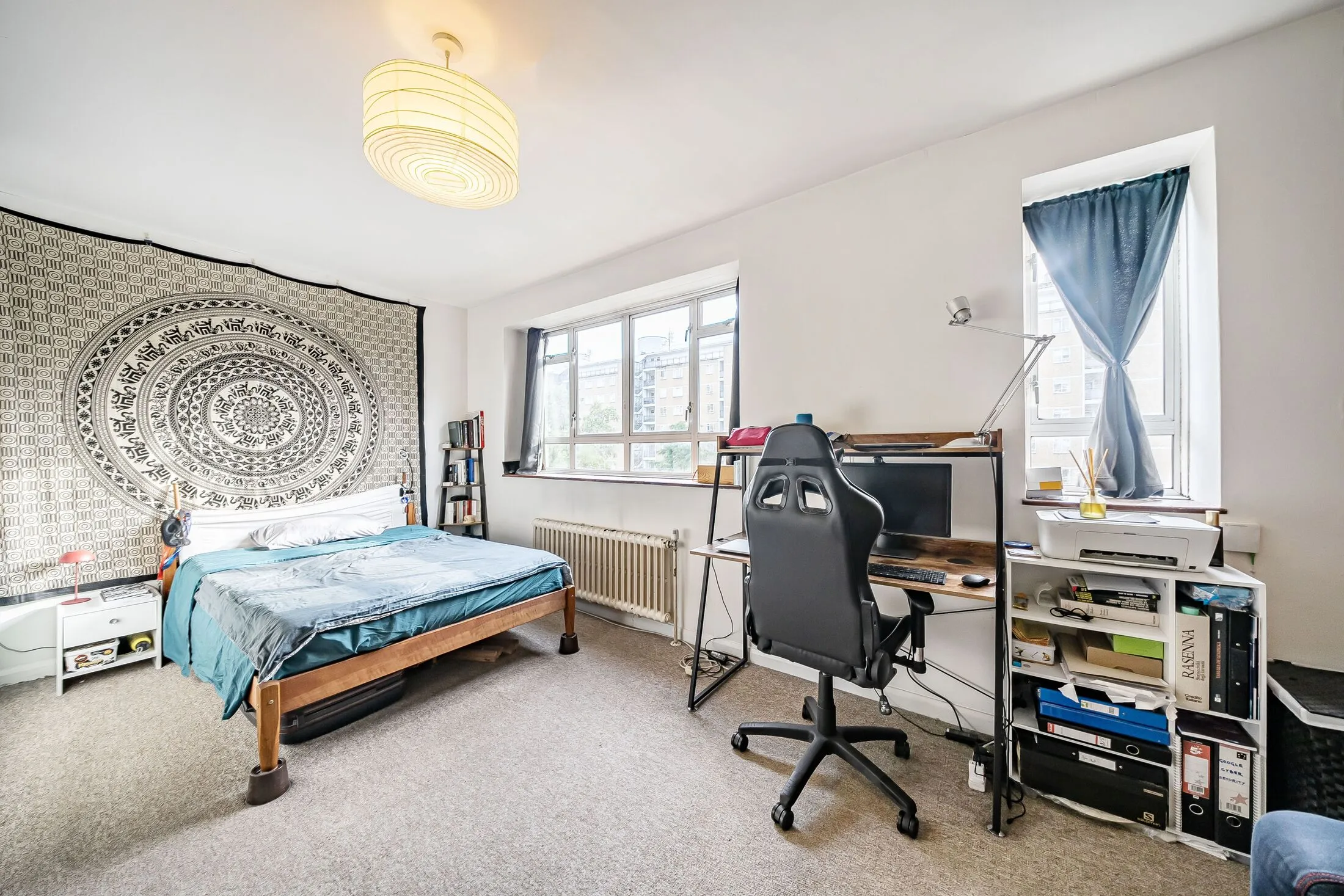 Flat Churchill Gardens Road in City of Westminster