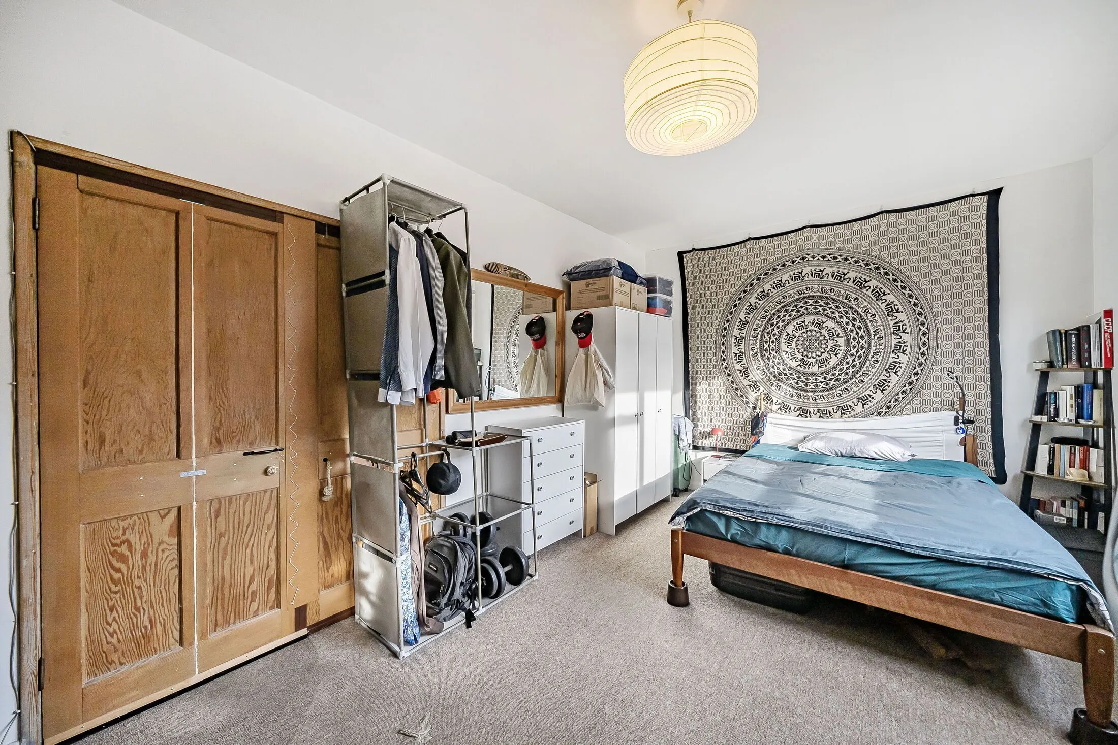 Flat Churchill Gardens Road in City of Westminster
