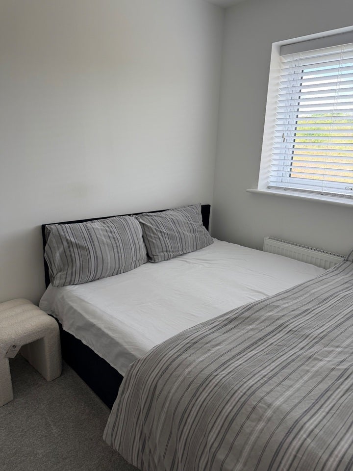 Room Stanion Road in Brigstock