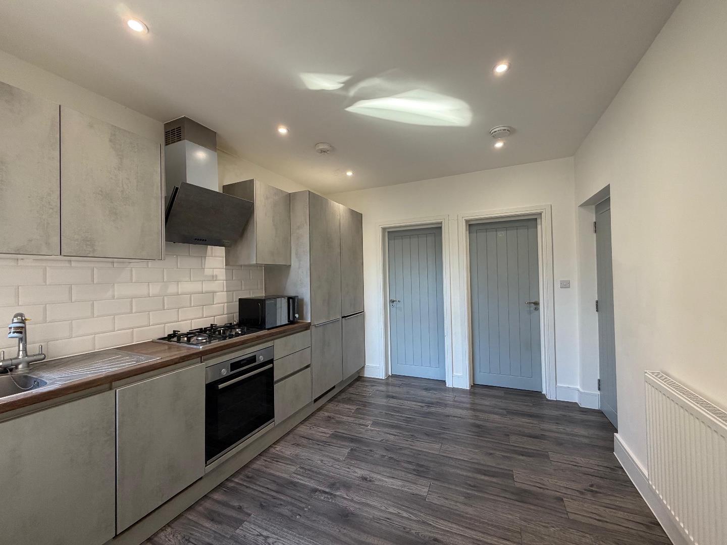 Flat Hereford Road in Greater London