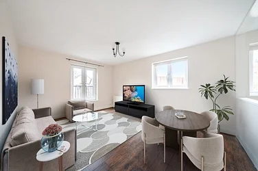 Flat Whitstable Close in Greater London