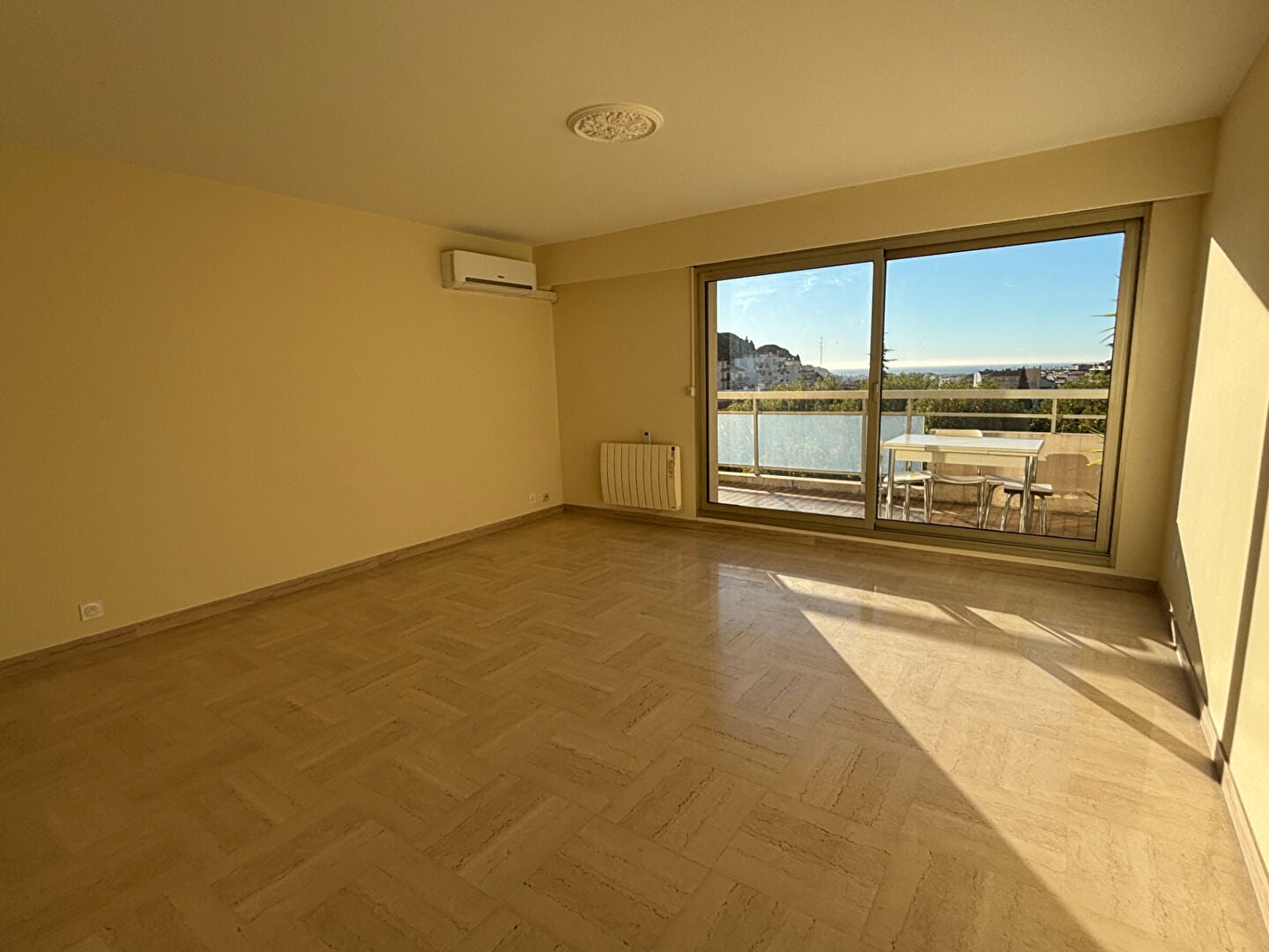 Flat Rue Delrieu in Nice