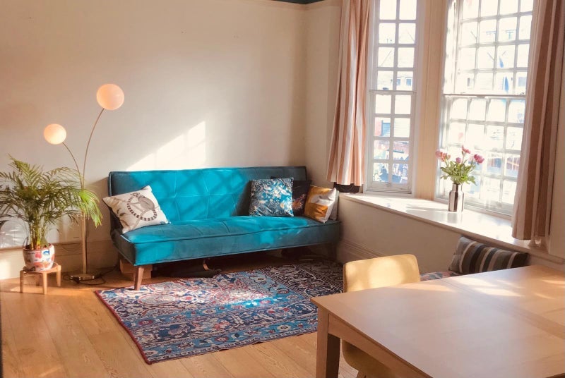 Flat Hornsey Road in Greater London