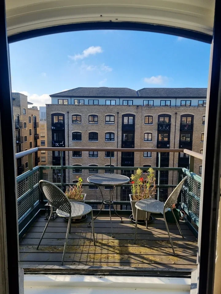 Flat Shad Thames in Greater London