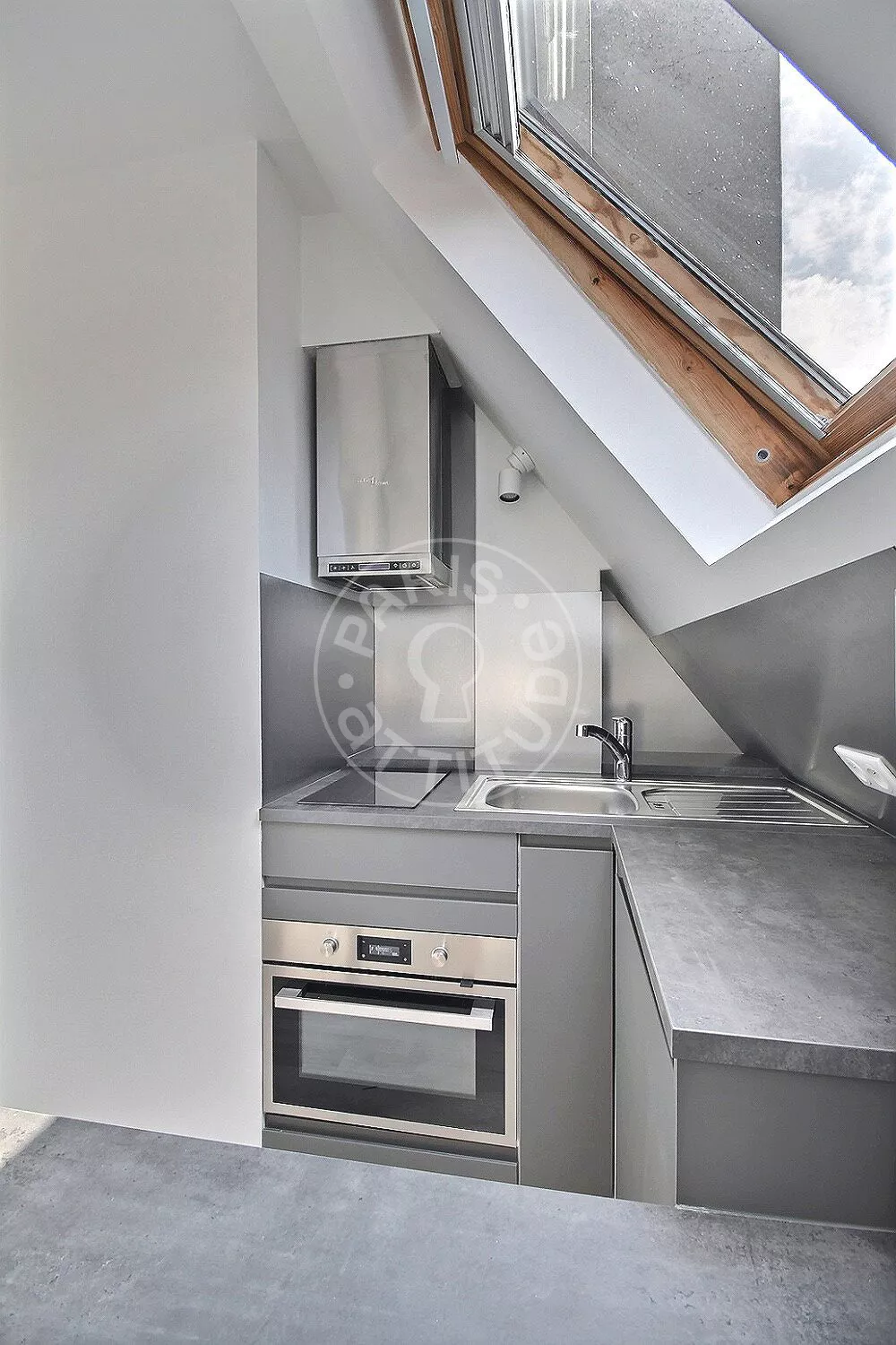 Appartement Rue Gustave Zédé à Paris