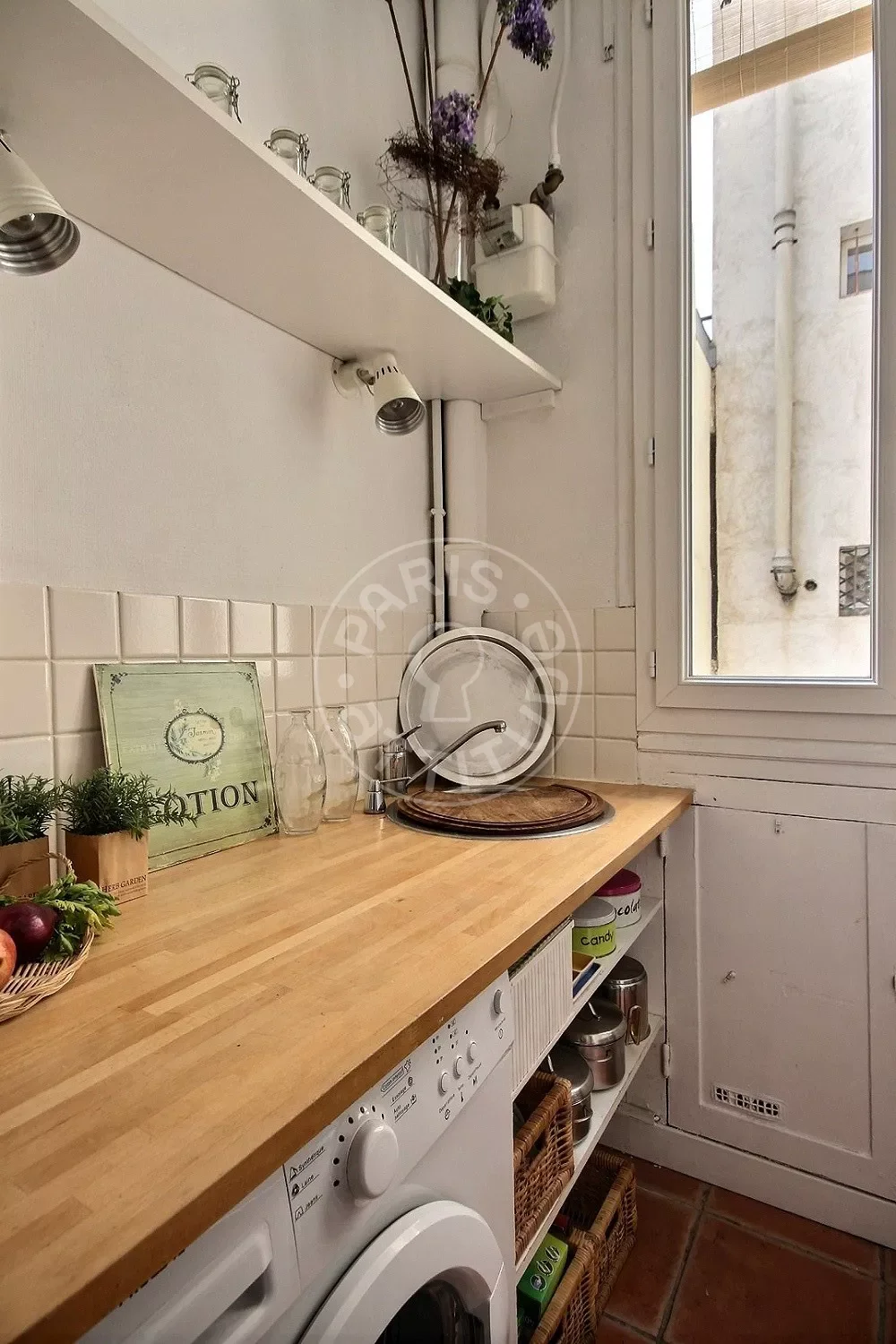 Appartement Rue du Sergent Hoff à Paris