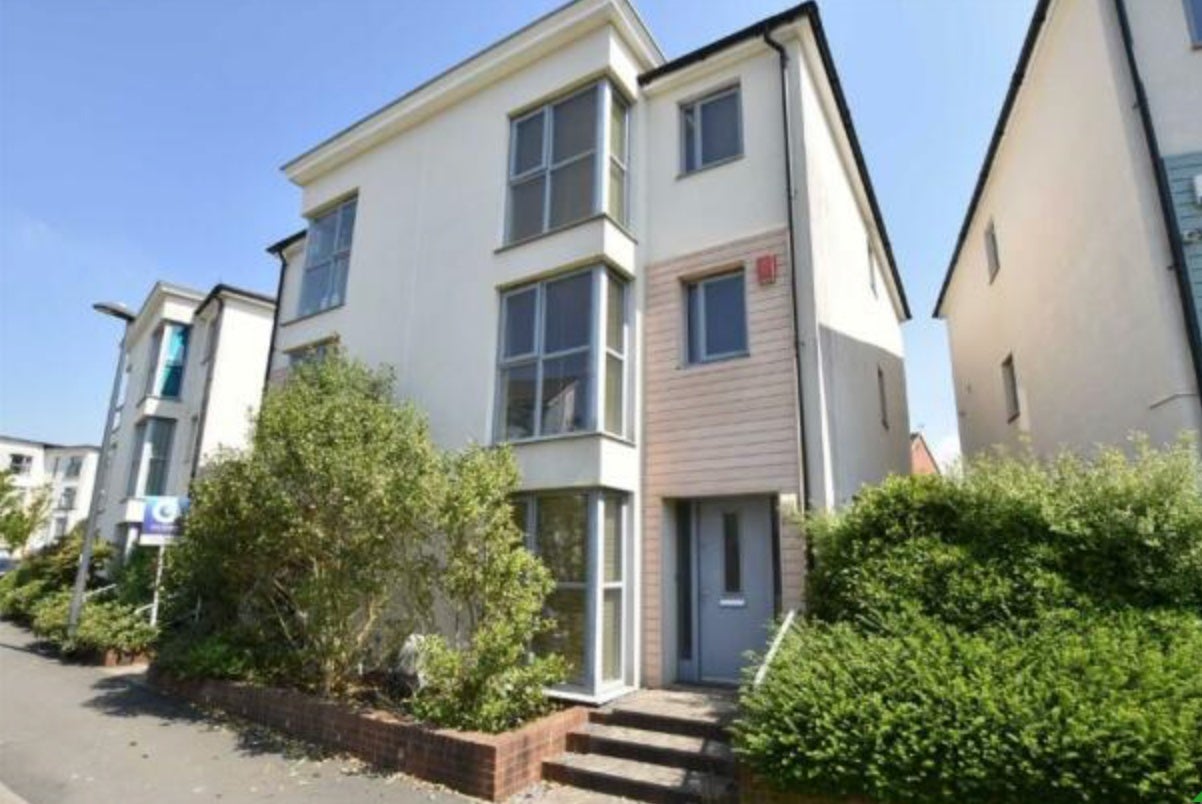 House Long Down Avenue in Bristol