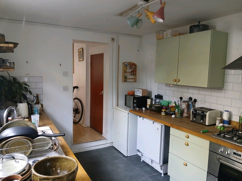 Room Ethel Street in Cardiff