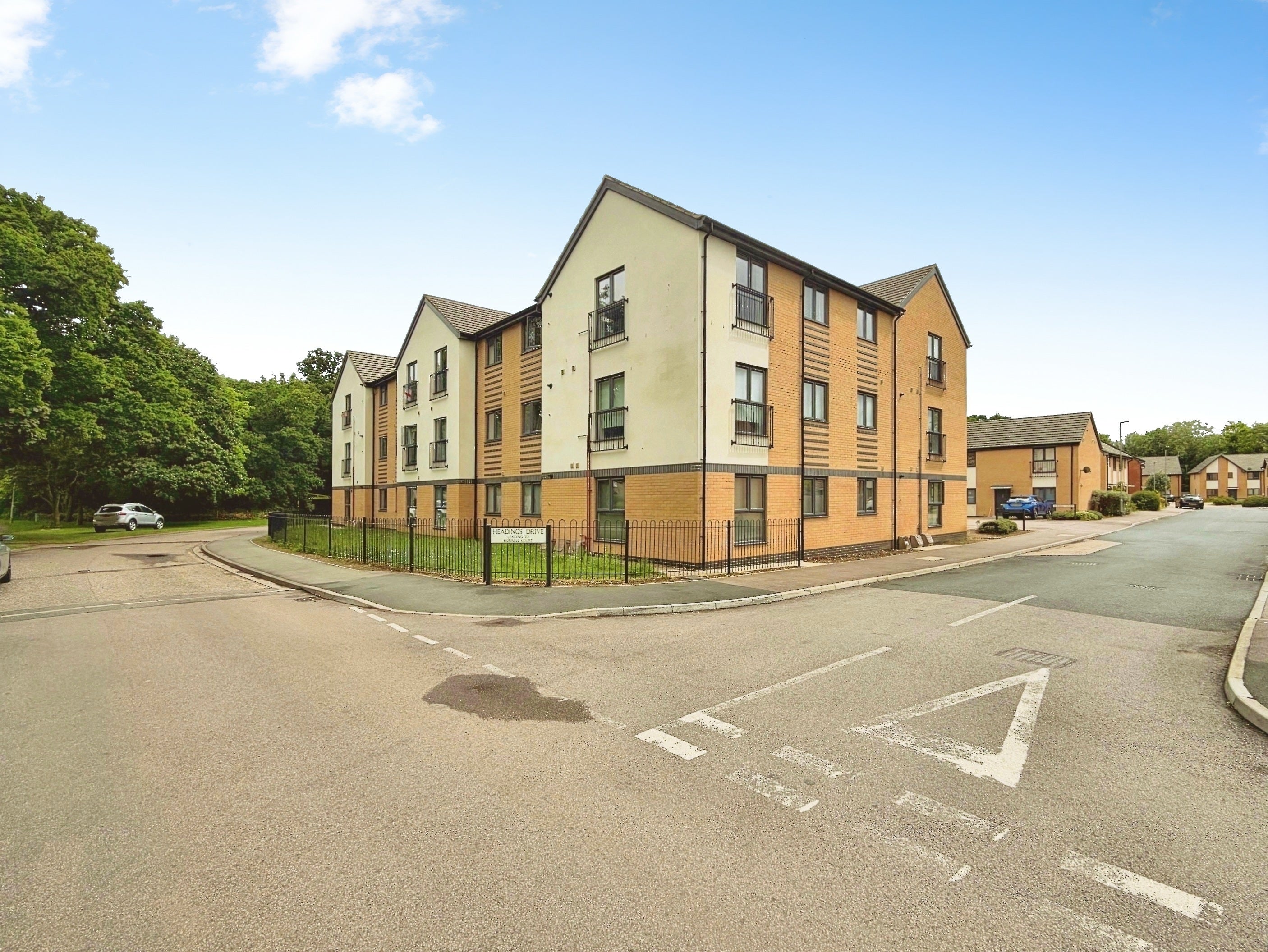 Flat Headings Drive in Peterborough