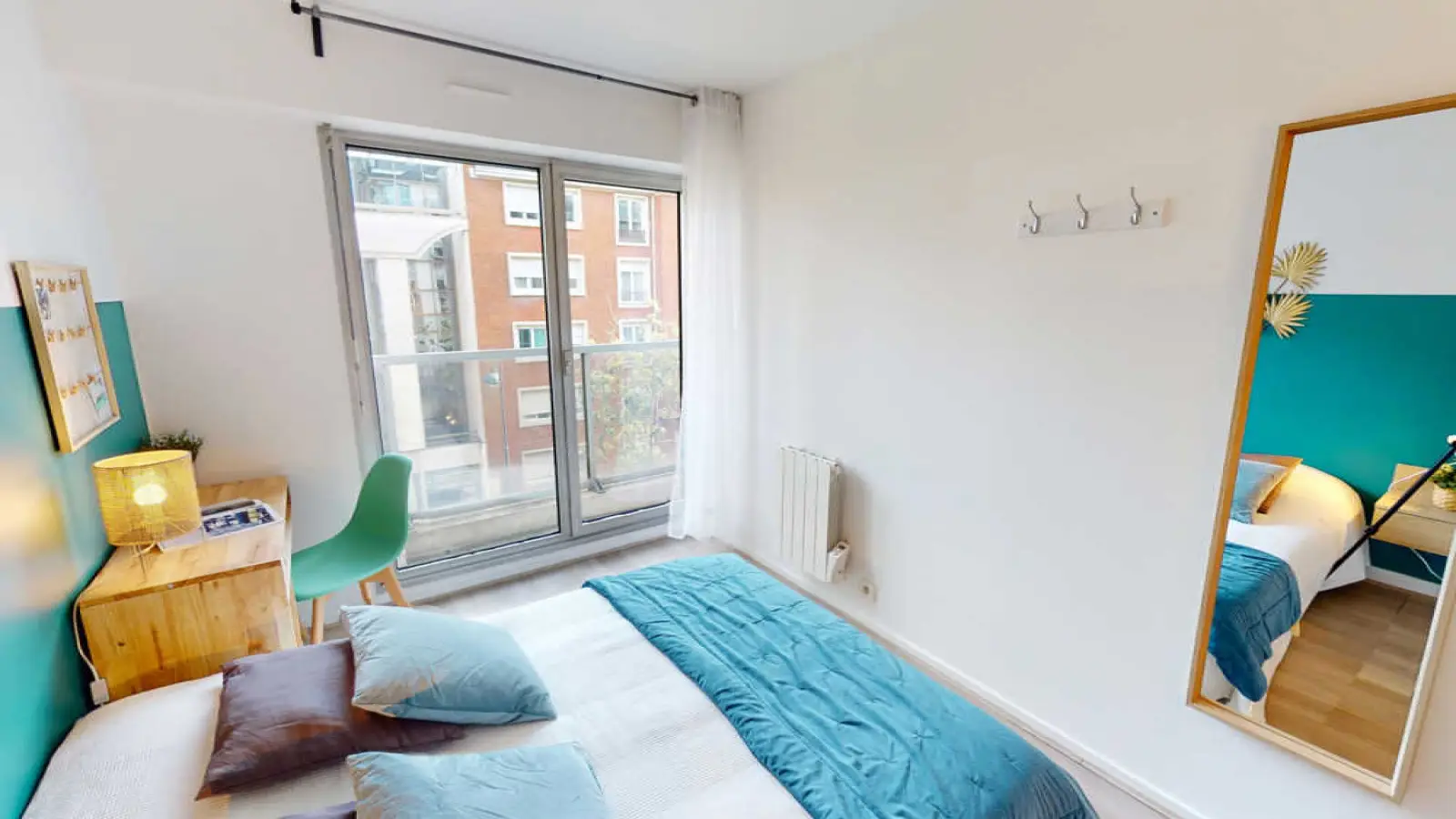 Flat Rue Pierre Mille in Paris