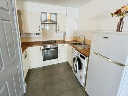 Flat Misterton in Peterborough