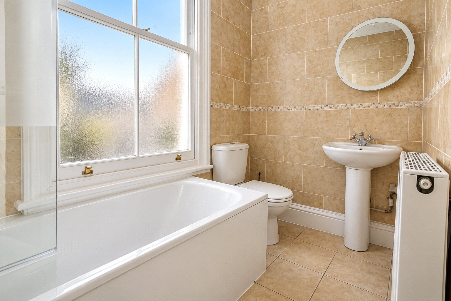 Flat Selhurst Road in Greater London