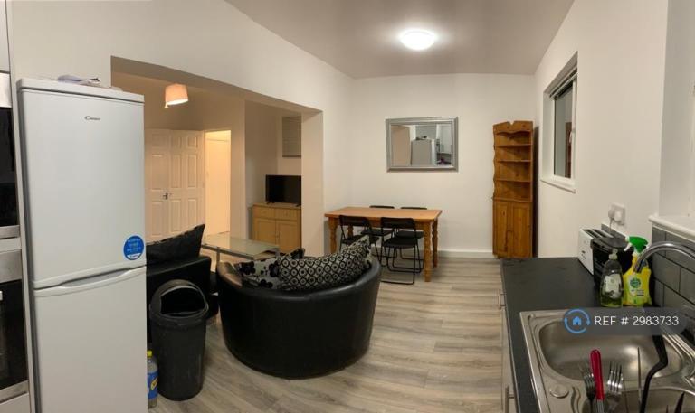 Room Haycombe Drive in Bath