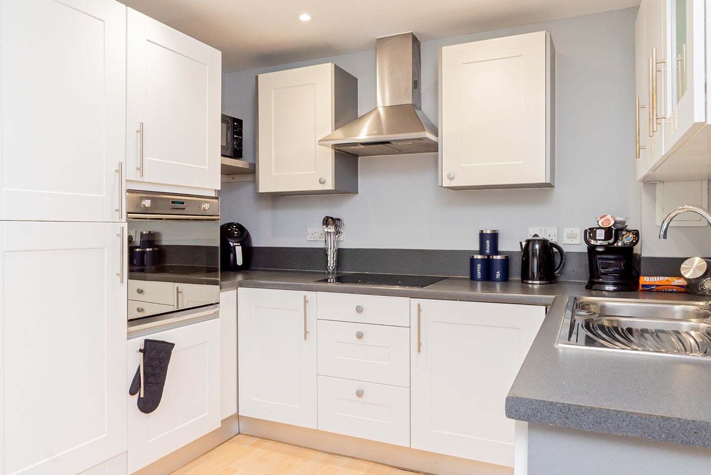 Flat Winterthur Way in Basingstoke and Deane