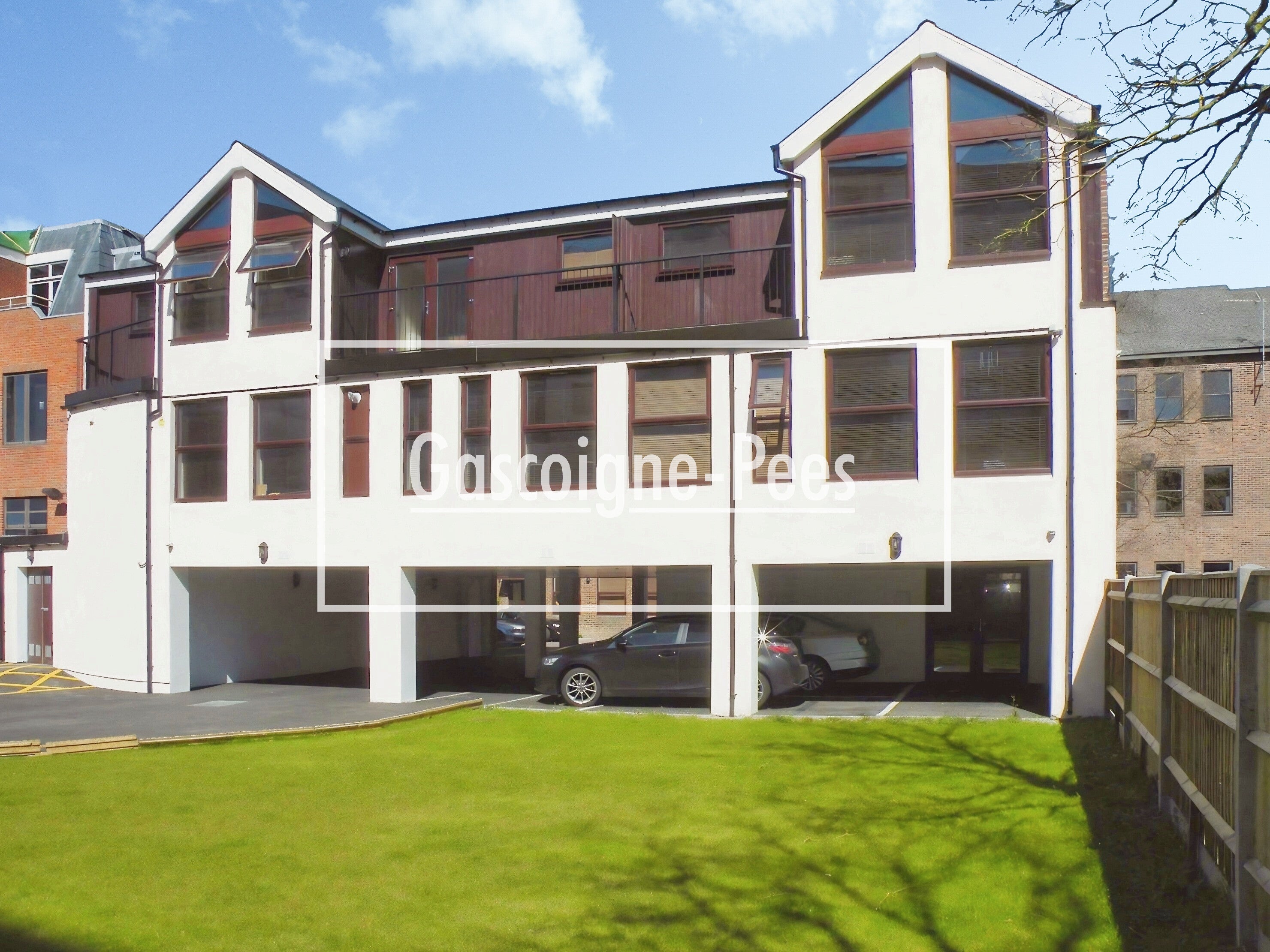 Flat Southwell Park Road in Surrey Heath