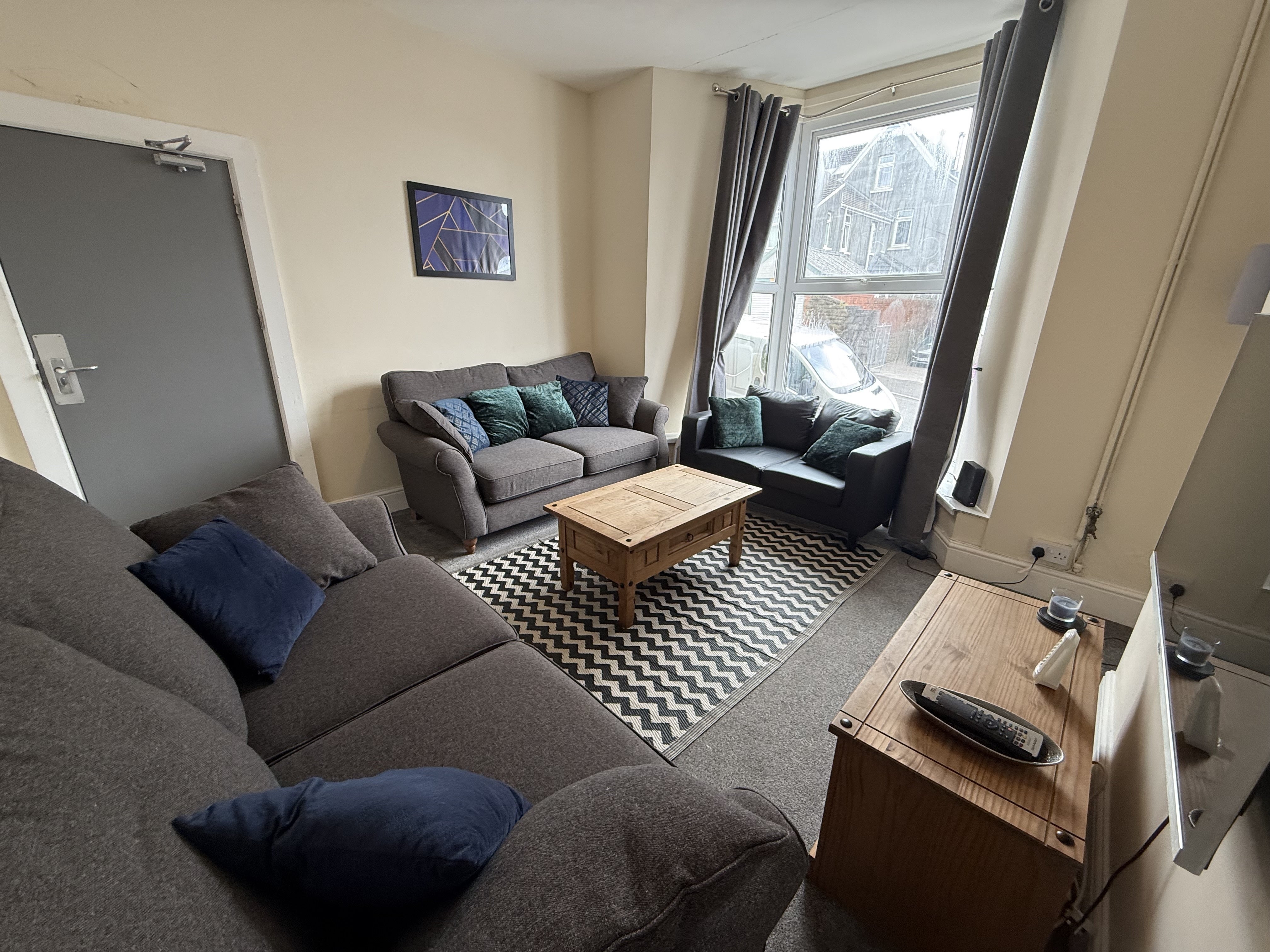 Room Cromwell Street in Swansea