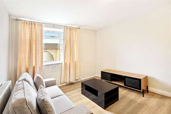 Flat Allen Edwards Drive in Greater London