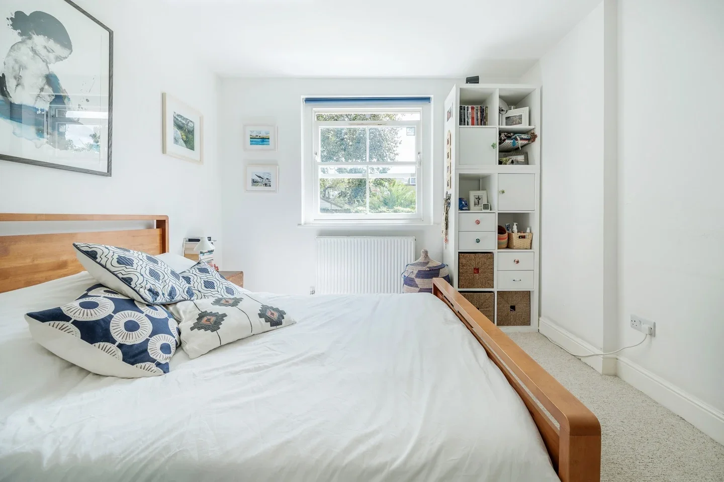 Flat Baldwin Crescent in Greater London
