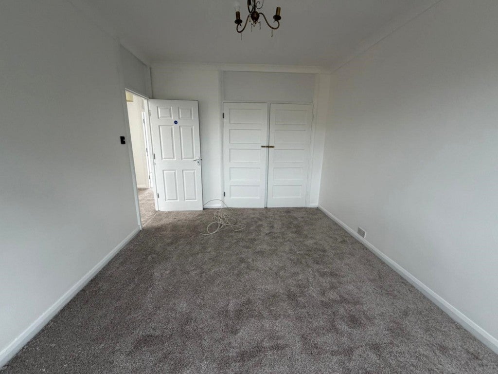 Flat Joel Street in Greater London