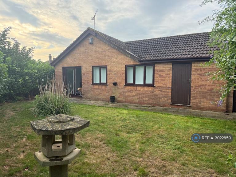 House Dymoke Close in East Lindsey