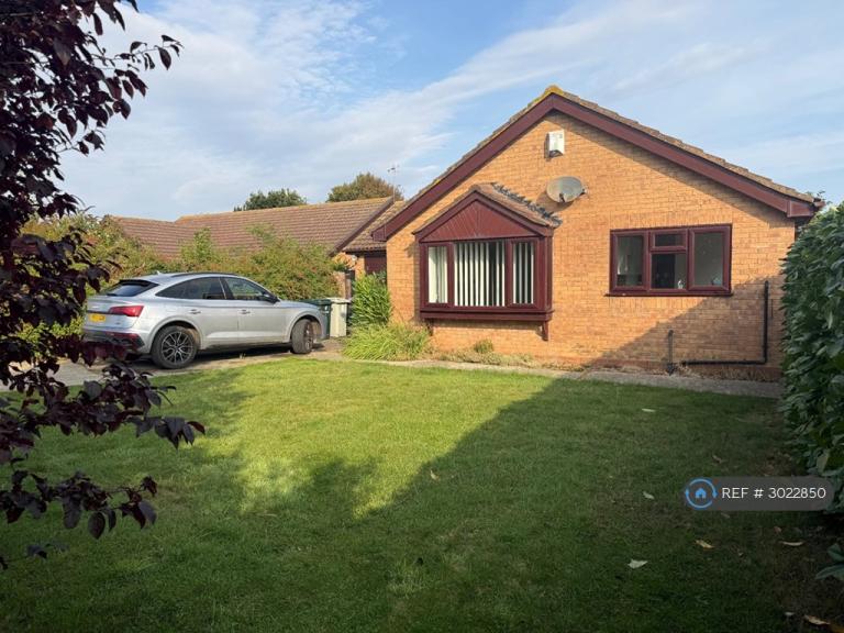 House Dymoke Close in East Lindsey