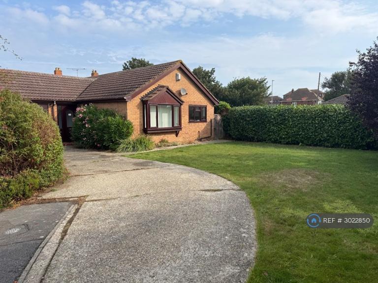 House Dymoke Close in East Lindsey