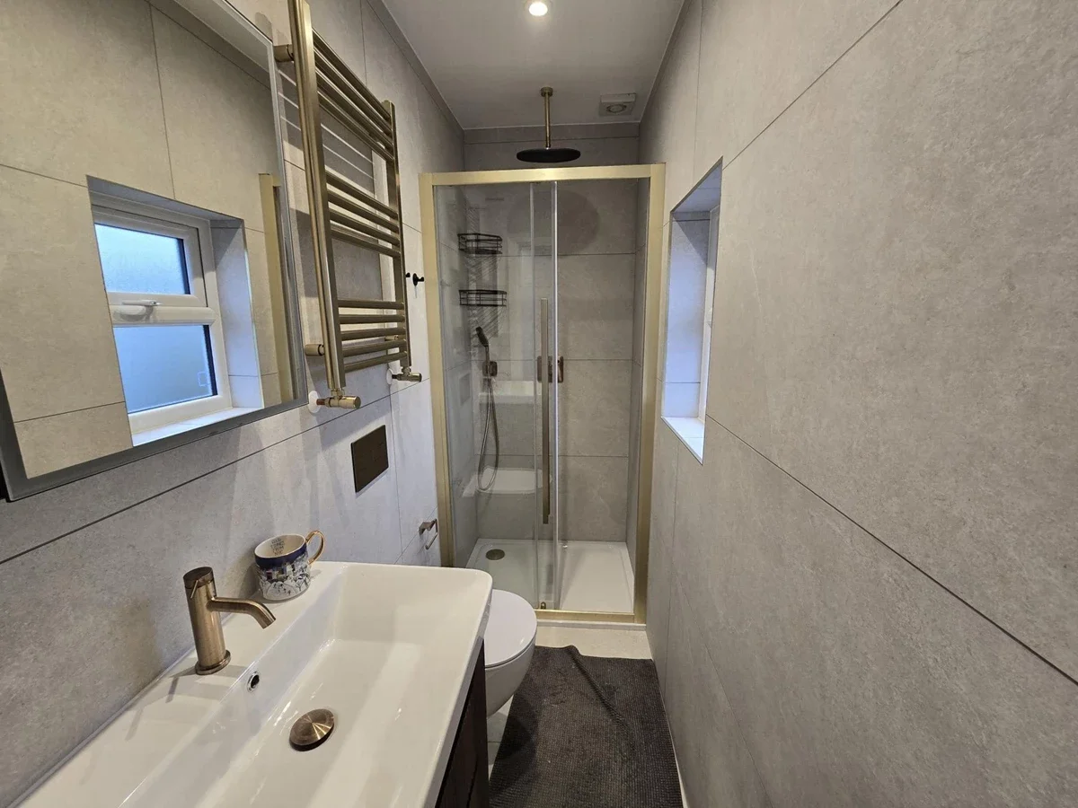 Flat Saint David's Place in Greater London