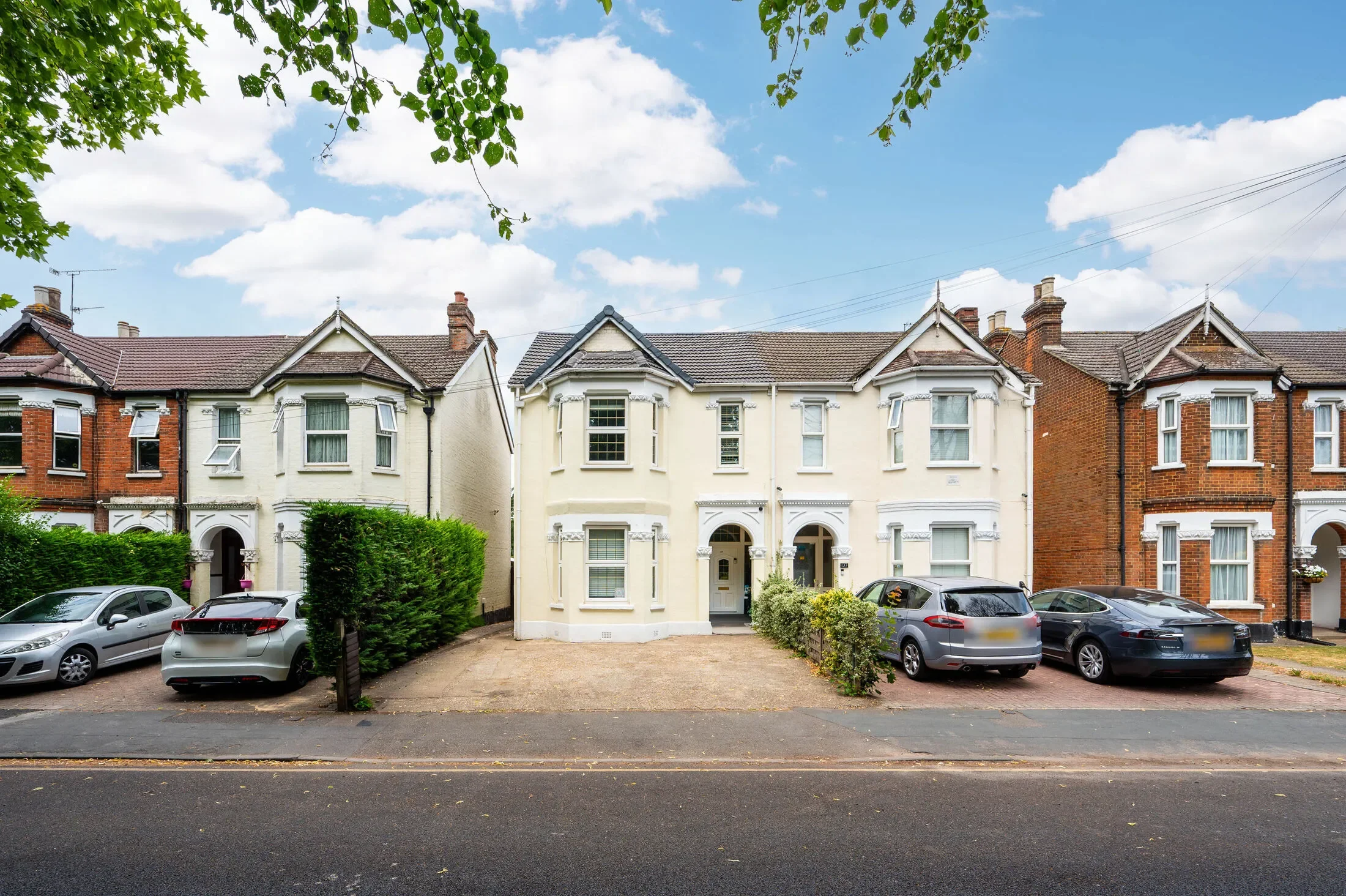House Maybury Road in Woking