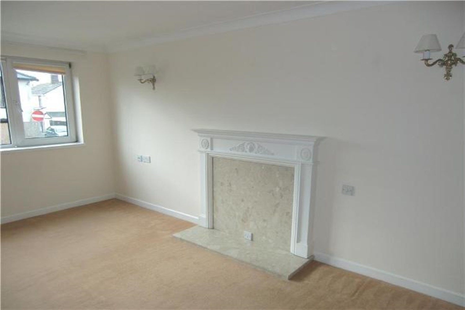 Flat Arbon Road in Mid Suffolk