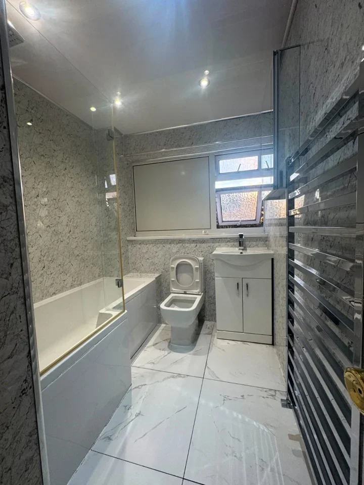House Liphook Close in Greater London