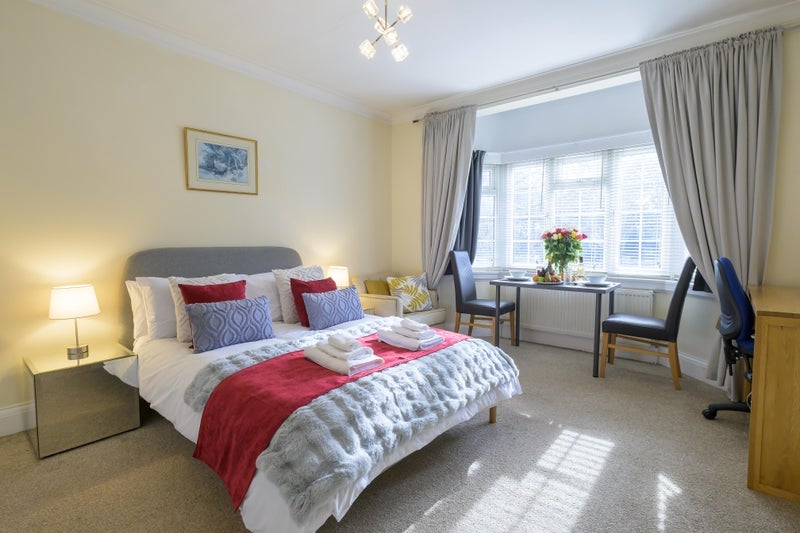 Room Crystal Palace Park Road in Greater London