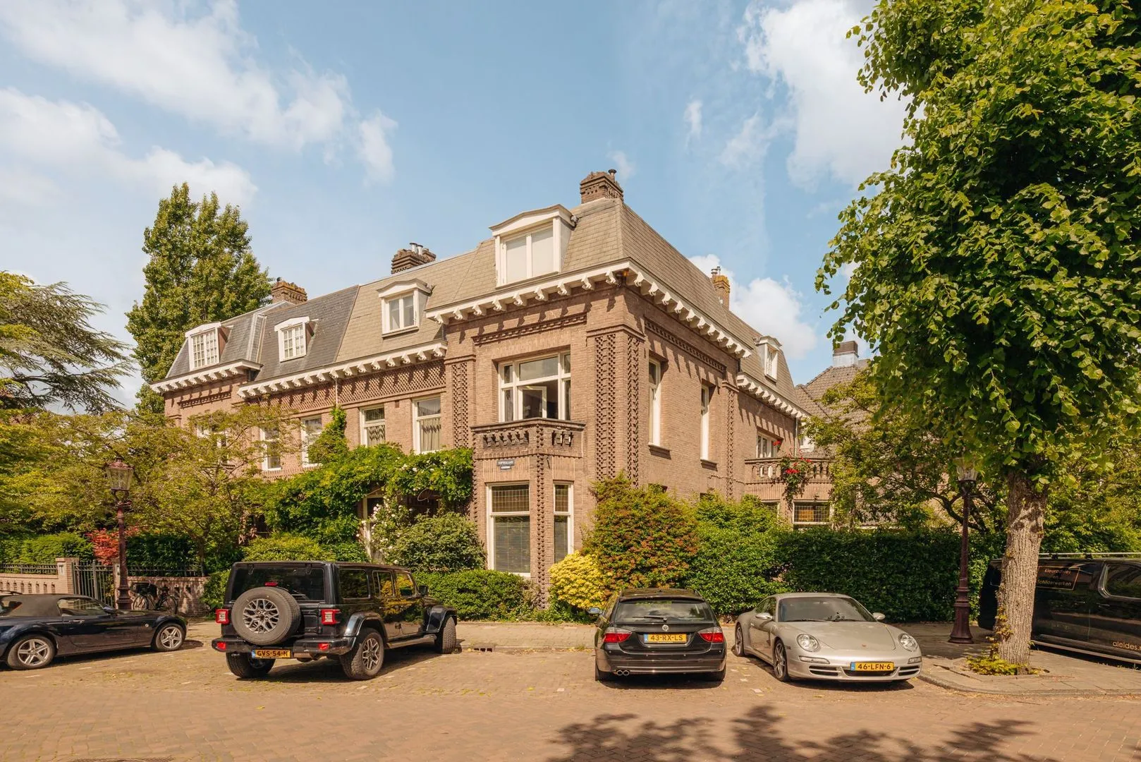 Twee-onder-één-kap te koop: Sophialaan 14, Amsterdam