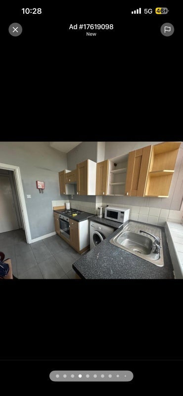 Room Belle Vue Road in Leeds